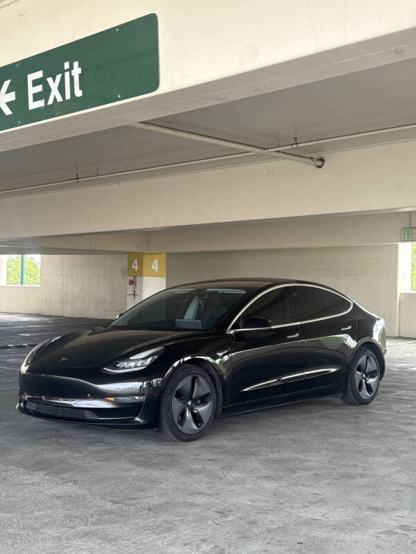 tesla model 3 2018 5YJ3E1EB6JF182322 image tesla model 3 2018 5YJ3E1EB6JF182322 image